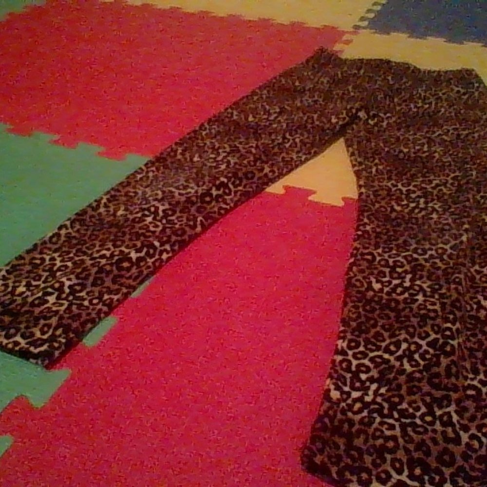 Cheetah leggings
